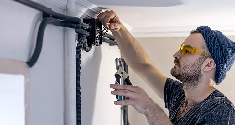Garage Door Opener Cable Repair in Kendale Lakes, FL
