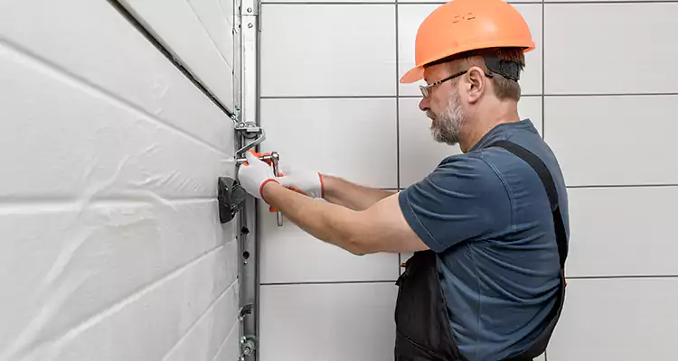Emergency Garage Door Repair in Kendale Lakes, FL