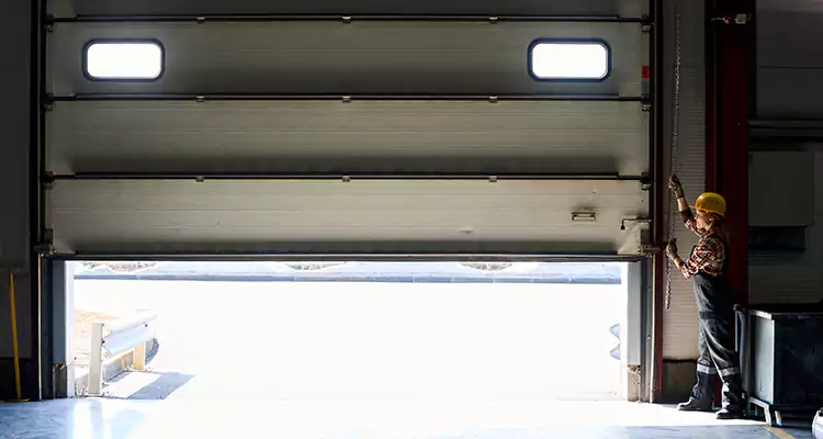 Industrial Roll Up Door Repair Services in Kendale Lakes, FL