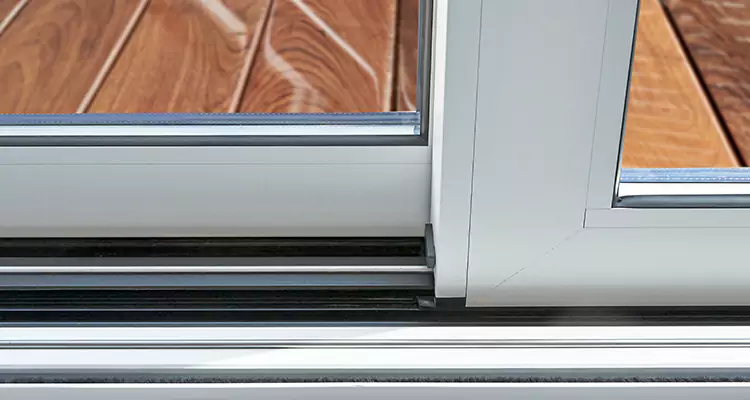 Patio Doors Leaking Water Issue Repair Services in Kendale Lakes, FL