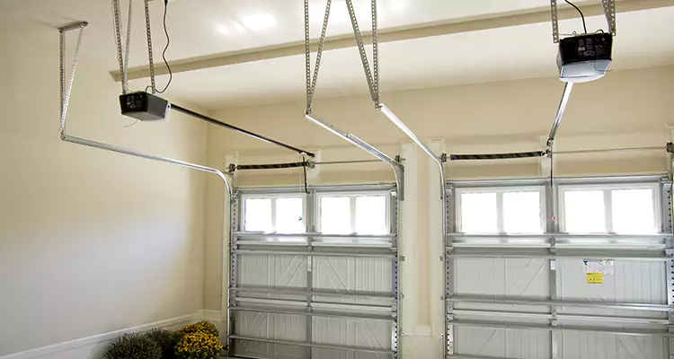 Residential Emergency Garage Door Repair in Kendale Lakes, FL