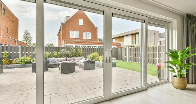 Best Sliding Screen Door Replacement Company in Kendale Lakes, FL