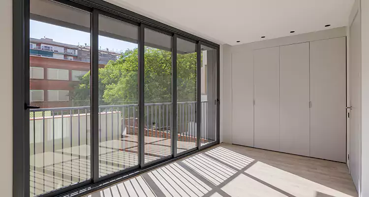 Balcony Sliding Glass Doors in Kendale Lakes, FL