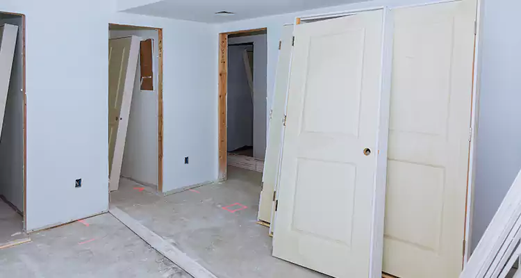 Broken Door Frame Repair in Kendale Lakes, FL