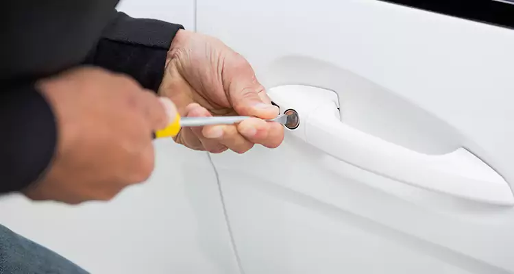 Door Knob Repair Plate in Kendale Lakes, FL