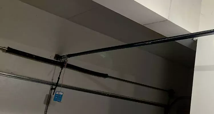 Garage Door Spring Removal in Kendale Lakes, FL