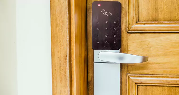 Keyless Hotel Door Locks Repair in Kendale Lakes, FL