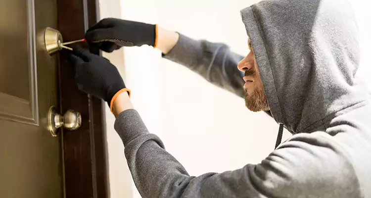 Emergency Motel Lock Repairs—Available 24/7 in Kendale Lakes, FL