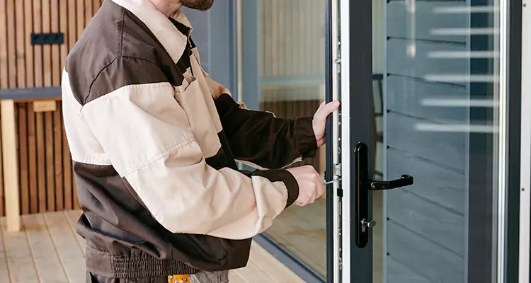Fix Patio Screen Door Rollers in Kendale Lakes, FL