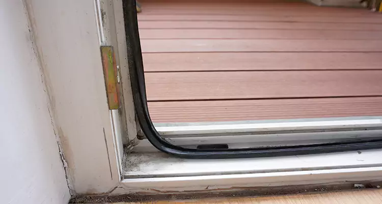 Repair Patio Doors Leaking at Bottom in Kendale Lakes, FL