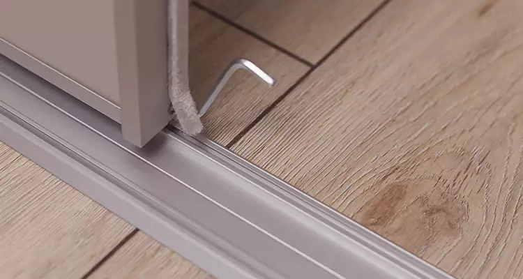 Squeaky Sliding Door Repair in Kendale Lakes, FL