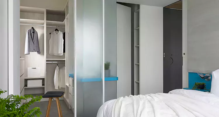 Closet Door Bi Fold Installation in Kendale Lakes, FL