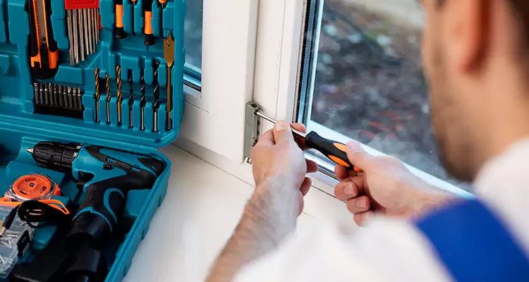 Mirrored Sliding Doors Replacement Expert in Kendale Lakes, FL