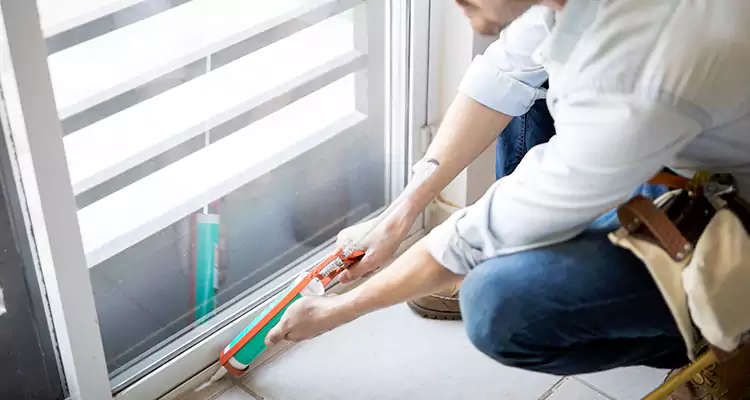Dap Window Caulk Repair in Kendale Lakes, FL